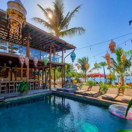 Pesona Beach Resort & Spa Gili Trawangan Luaran gambar