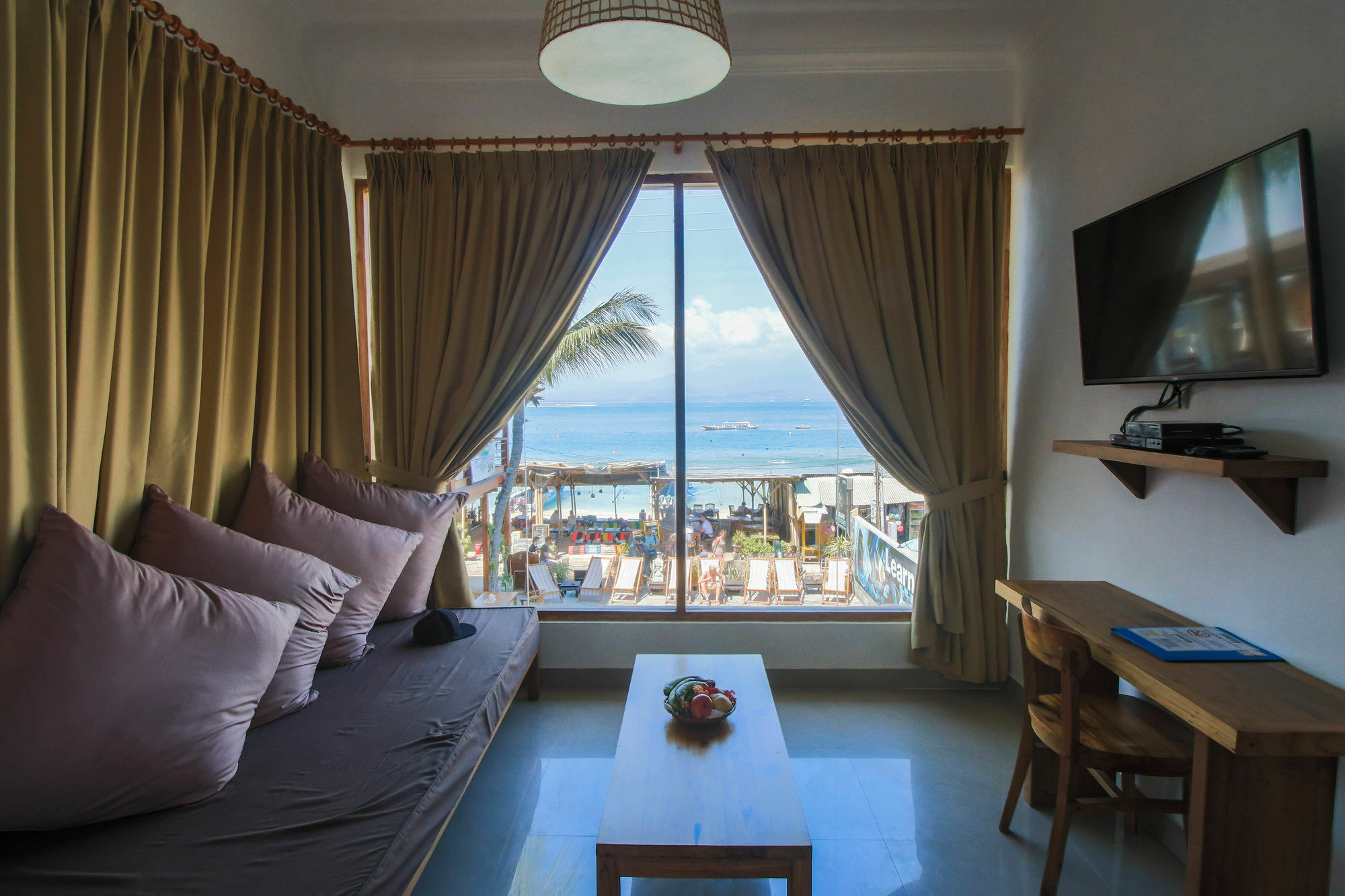 Pesona Beach Resort & Spa Gili Trawangan Luaran gambar